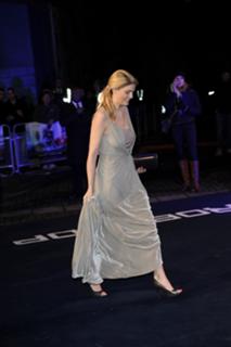 Ashley James feet photo thumbnail