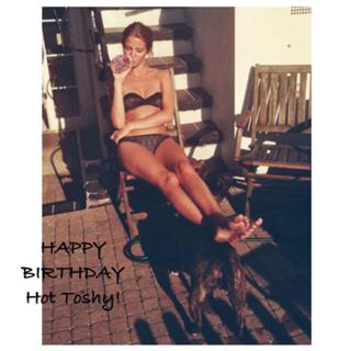 Millie Mackintosh feet photo thumbnail
