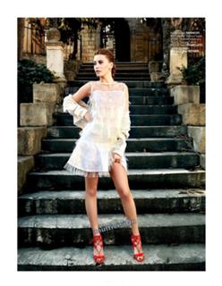 Serenay Sarikaya feet photo thumbnail
