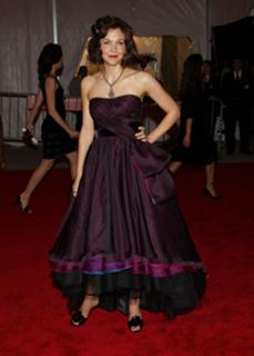 Maggie Gyllenhaal feet photo thumbnail