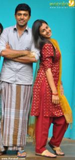Nikki Galrani feet photo 3