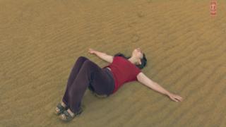 Alia Bhatt feet photo thumbnail