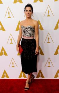 Sandra Bullock feet photo thumbnail