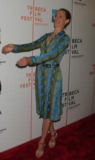 Kim Raver feet photo thumbnail
