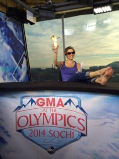 Amy Robach feet photo thumbnail