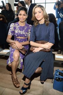 Freida Pinto feet photo thumbnail