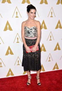 Sandra Bullock feet photo thumbnail