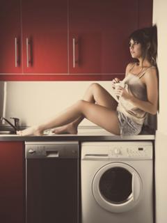 Cristina Pedroche feet photo thumbnail