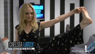Heather Graham feet photo thumbnail