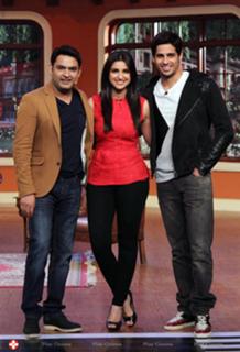 Parineeti Chopra feet photo thumbnail
