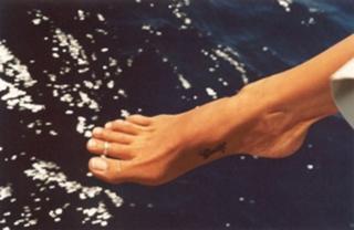 Brooke Burke feet photo thumbnail