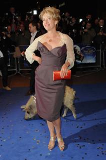 Emma Thompson feet photo thumbnail