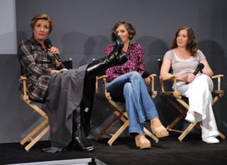 Maggie Gyllenhaal feet photo thumbnail
