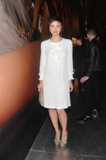 Maggie Gyllenhaal feet photo thumbnail