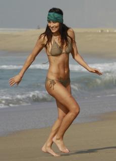 Brie Garcia feet photo thumbnail