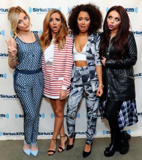 Jade Thirlwall feet photo thumbnail