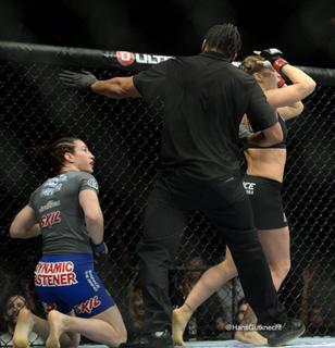 Ronda Rousey feet photo thumbnail