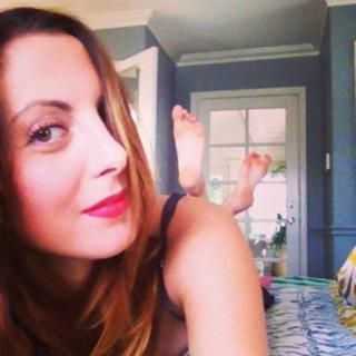Eva Amurri feet photo thumbnail