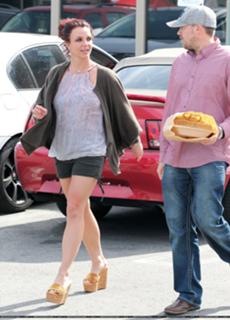 Britney Spears feet photo thumbnail