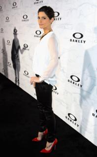 Ashley Greene feet photo thumbnail