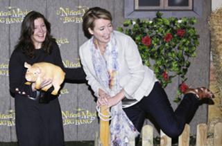 Emma Thompson feet photo thumbnail
