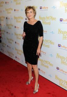 Emma Thompson feet photo thumbnail