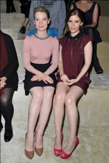 Kate Mara feet photo thumbnail