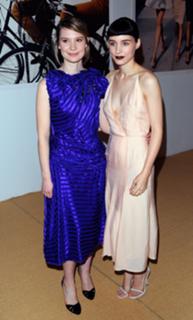 Rooney Mara feet photo thumbnail