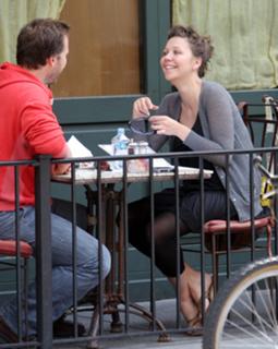 Maggie Gyllenhaal feet photo thumbnail