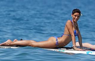 Nicole Murphy feet photo thumbnail
