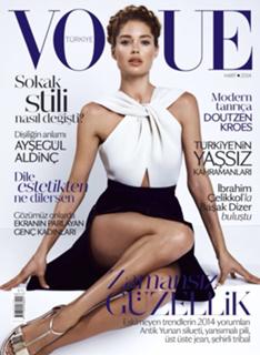 Doutzen Kroes feet photo thumbnail