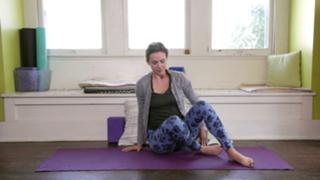 Adriene Mishler feet photo thumbnail