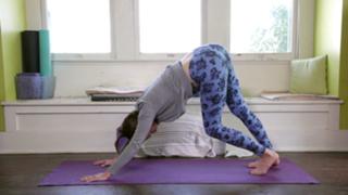 Adriene Mishler feet photo thumbnail
