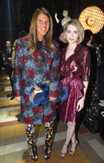 Emma Roberts feet photo thumbnail