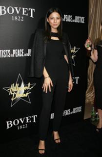 Jessica Gomes feet photo thumbnail