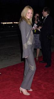 Mandy Moore feet photo thumbnail