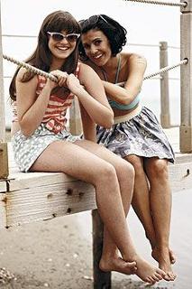 Kym Marsh feet photo thumbnail