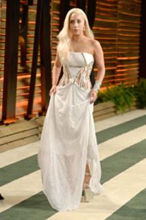 Lady Gaga feet photo thumbnail