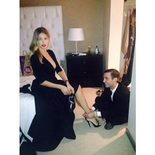 Doutzen Kroes feet photo thumbnail