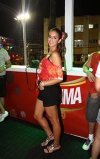 Bruna Marquezine feet photo thumbnail