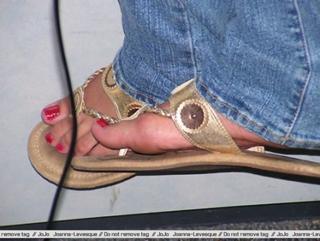 JoJo feet photo thumbnail