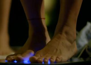 Giovanna Antonelli feet photo thumbnail