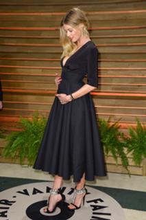 Doutzen Kroes feet photo thumbnail