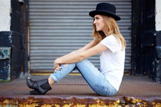 Chiara Ferragni feet photo thumbnail