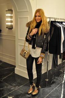 Chiara Ferragni feet photo thumbnail