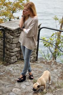 Chiara Ferragni feet photo thumbnail