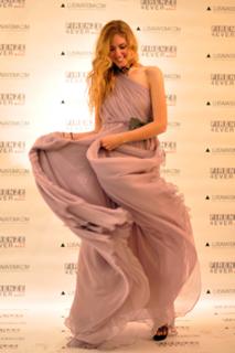 Chiara Ferragni feet photo thumbnail