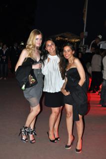 Chiara Ferragni feet photo thumbnail