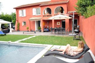 Chiara Ferragni feet photo thumbnail