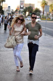 Chiara Ferragni feet photo thumbnail